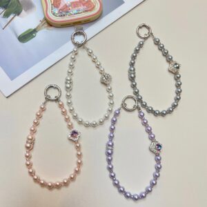 Diamond Four-leaf Clover Mobile Phone Lanyard High-end Rhinestone Wrist Pendant Hanging Chain